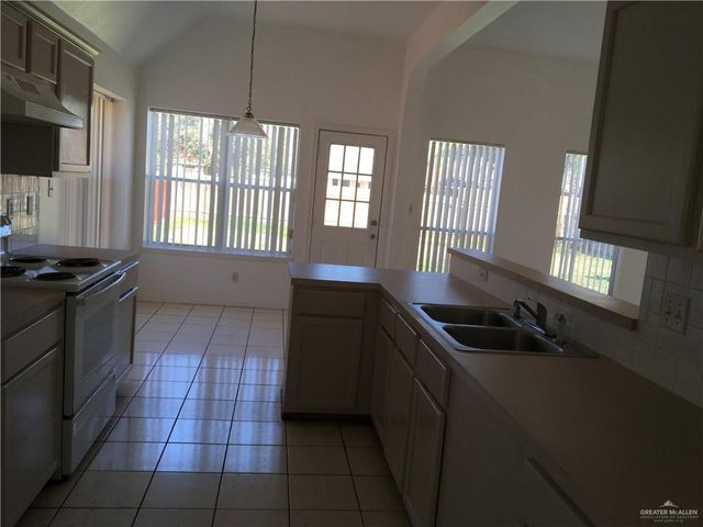 2313 E 21st Street, Mission, TX 78572