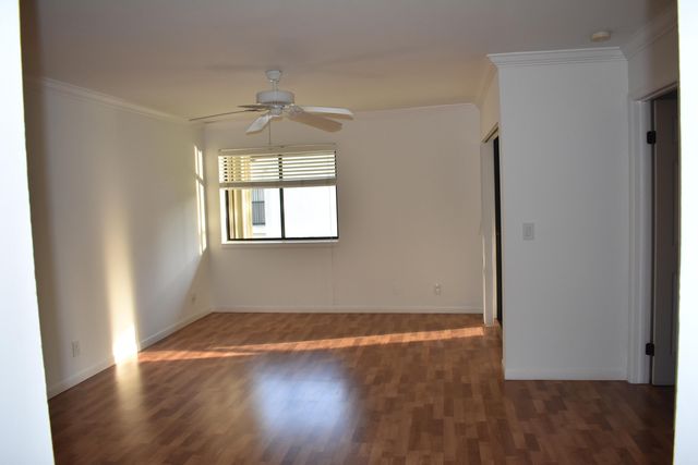 3374 Perimeter Drive, Greenacres, FL 33467