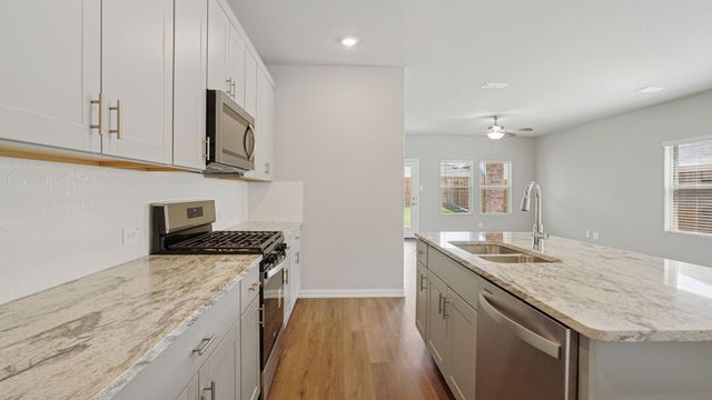 3504 Bridgeport Drive, Farmersville, TX 75442