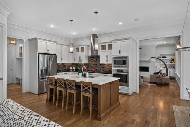 2785 Spicewood Trails Lane, Winston-salem, NC 27106