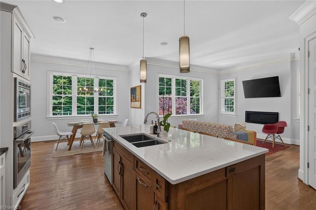 2785 Spicewood Trails Lane, Winston-salem, NC 27106