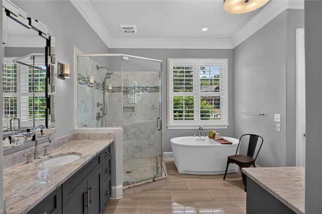 2785 Spicewood Trails Lane, Winston-salem, NC 27106