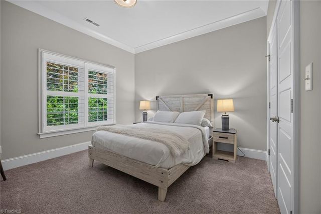 2785 Spicewood Trails Lane, Winston-salem, NC 27106