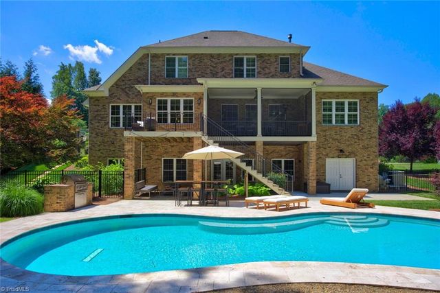 2785 Spicewood Trails Lane, Winston-salem, NC 27106