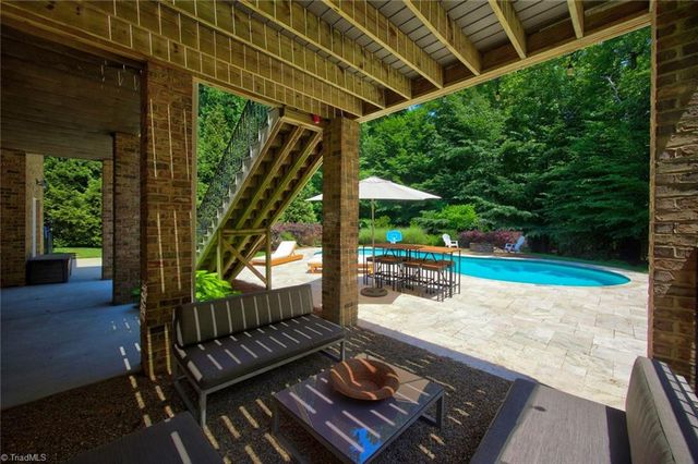 2785 Spicewood Trails Lane, Winston-salem, NC 27106