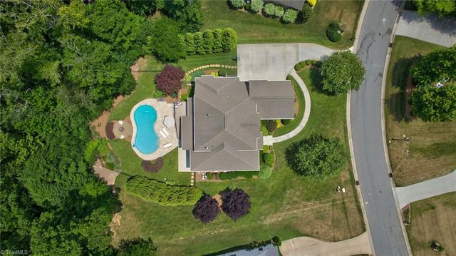 2785 Spicewood Trails Lane, Winston-salem, NC 27106