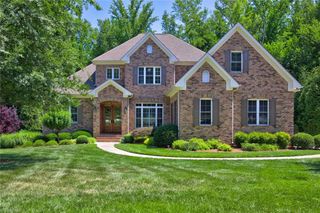 2785 Spicewood Trails Lane, Winston-salem, NC 27106