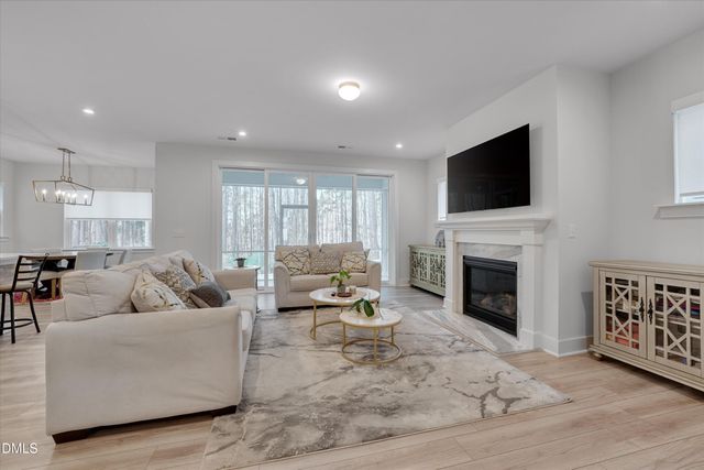 2042 Florine Drive, Apex, NC 27502