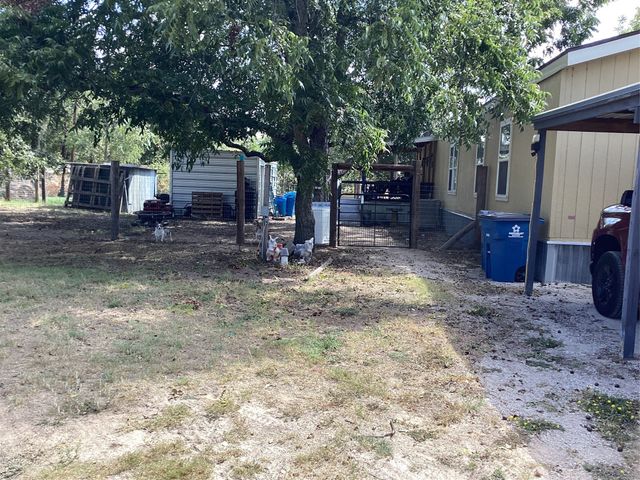 316 N Avenue A, Cross Plains, TX 76443