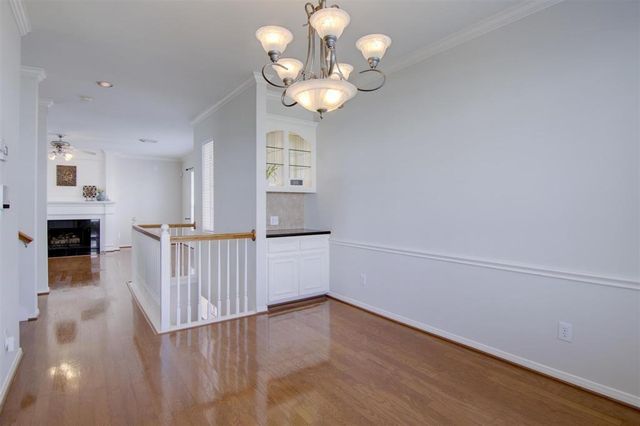 2349 Jackson Street, Houston, TX 77004