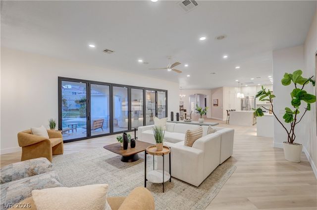 2161 Alexa Breanne Court, Las Vegas, NV 89117