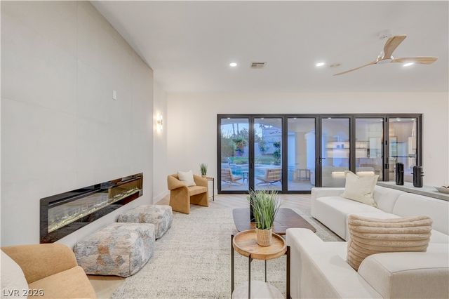 2161 Alexa Breanne Court, Las Vegas, NV 89117