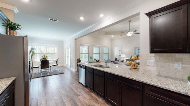 1234 Cotillion Dr, Murfreesboro, TN 37128