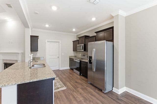 1234 Cotillion Dr, Murfreesboro, TN 37128