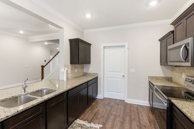 1234 Cotillion Dr, Murfreesboro, TN 37128