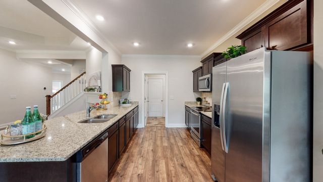 1234 Cotillion Dr, Murfreesboro, TN 37128