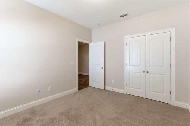 1234 Cotillion Dr, Murfreesboro, TN 37128