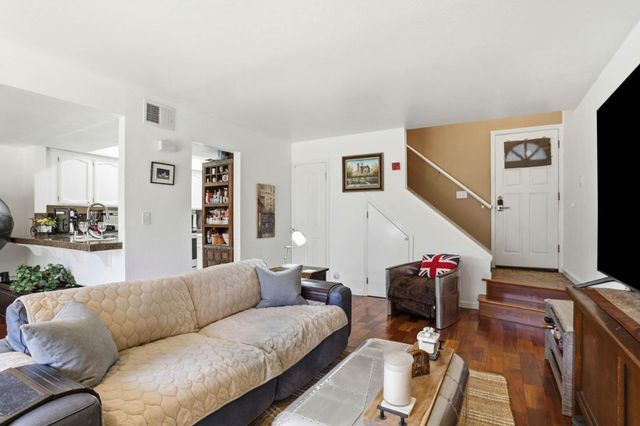 4967 Cherry Avenue, San Jose, CA 95118