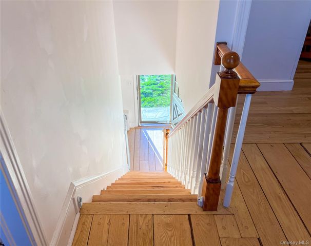 275 Osborne Hill Road, Fishkill, NY 12524