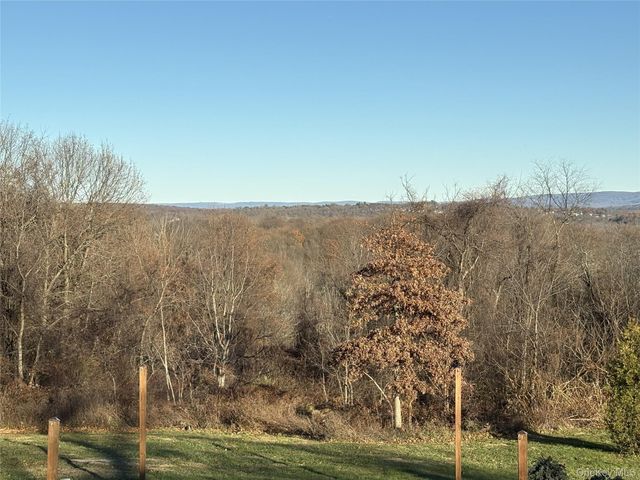 275 Osborne Hill Road, Fishkill, NY 12524
