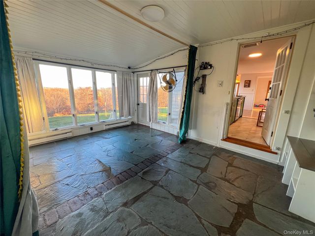 275 Osborne Hill Road, Fishkill, NY 12524