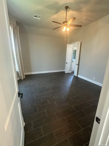 145 HAVERTON CT, Boerne, TX 78006