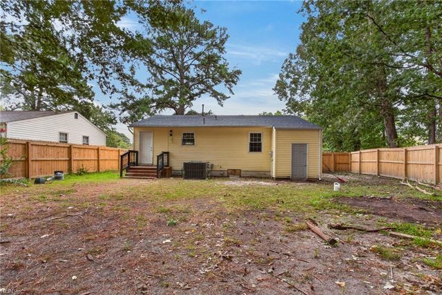 2323 Andrews BLVD, Hampton, VA 23663