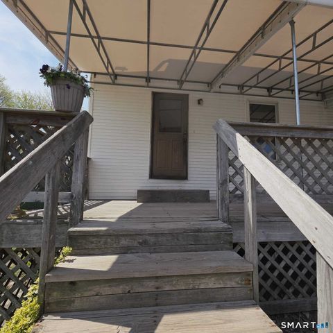 124 Geddes Terrace Left, Waterbury, CT 06708