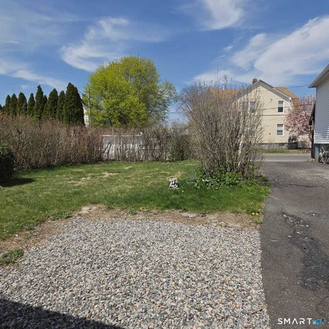 124 Geddes Terrace Left, Waterbury, CT 06708