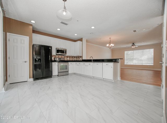 4442 ROCK CREEK Circle, Jacksonville, FL 32246