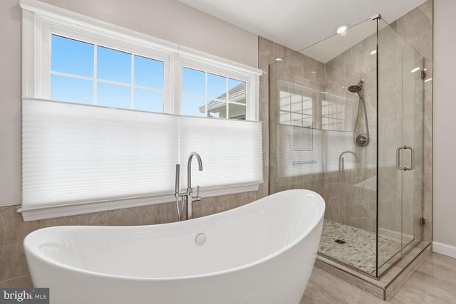 10108 BALDWIN CT, Bethesda, MD 20817