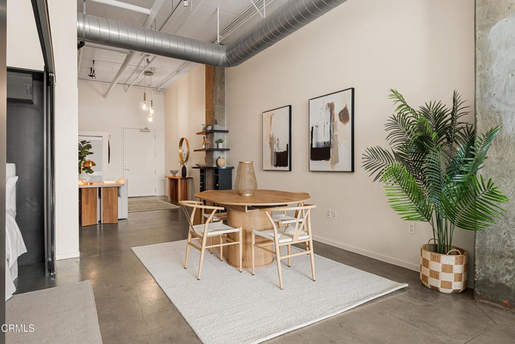 Image 12 of property listing at 510 S Hewitt Street 514, Los Angeles, CA 90013