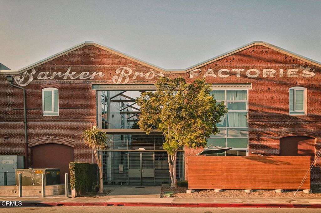 Image 35 of property listing at 510 S Hewitt Street 514, Los Angeles, CA 90013