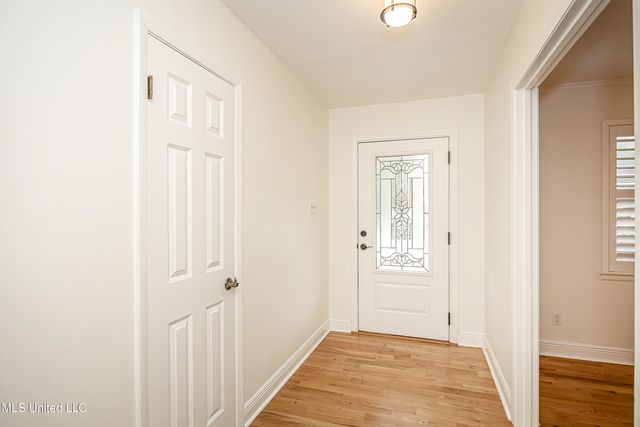1107 Le Badine Court, Ocean Springs, MS 39564