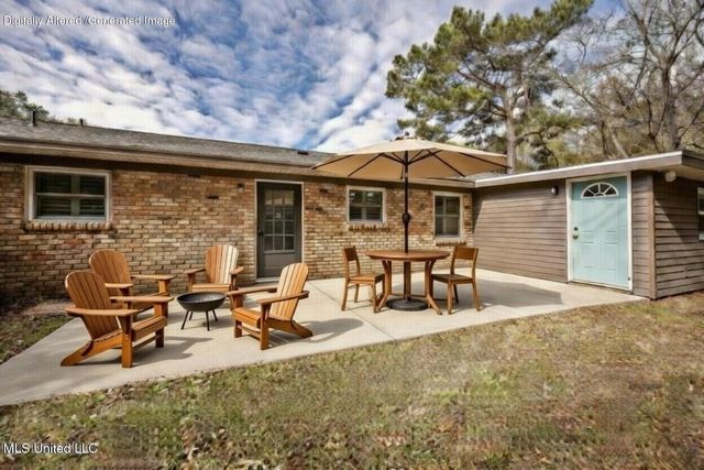1107 Le Badine Court, Ocean Springs, MS 39564