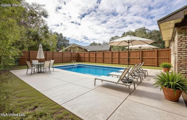 1107 Le Badine Court, Ocean Springs, MS 39564