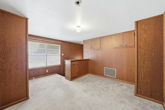 511 S Harrison Street, West, TX 76691