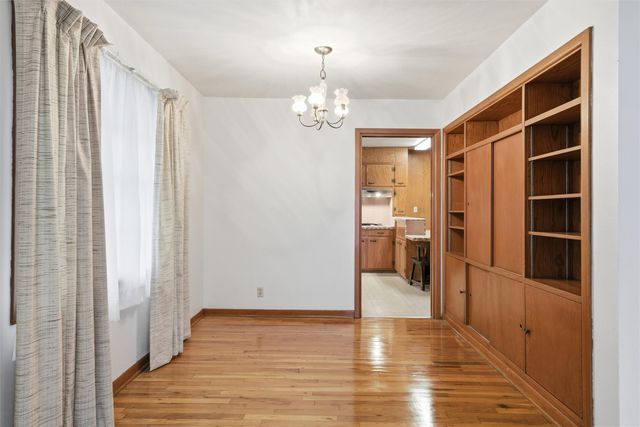 511 S Harrison Street, West, TX 76691