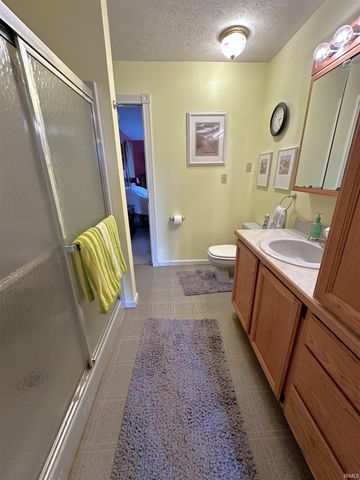 11766 W 1000 N, Monticello, IN 47960