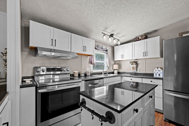 6965 Cross Keys Rd, College Grove, TN 37046