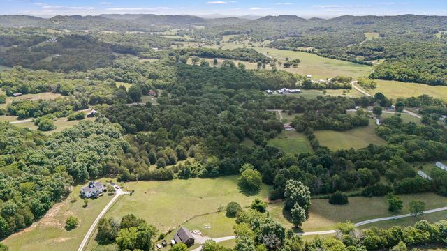 6965 Cross Keys Rd, College Grove, TN 37046