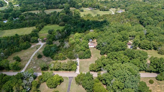 6965 Cross Keys Rd, College Grove, TN 37046