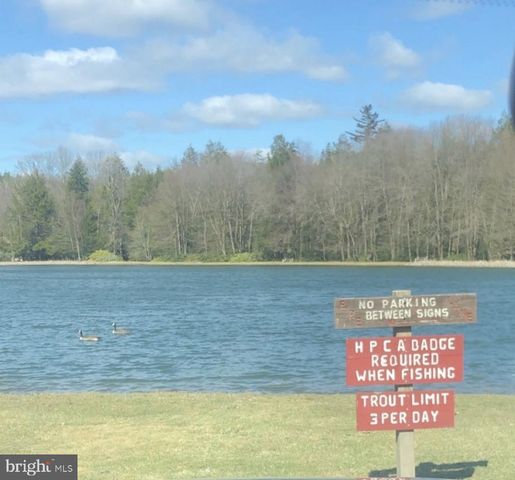 148 POCONO RD, Albrightsville, PA 18210