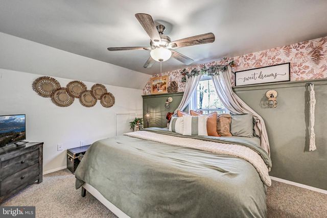 148 POCONO RD, Albrightsville, PA 18210
