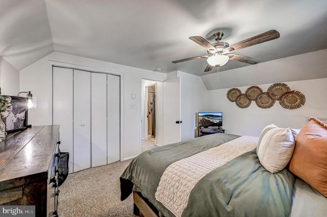 148 POCONO RD, Albrightsville, PA 18210