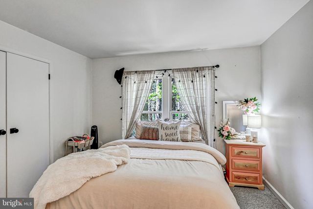 148 POCONO RD, Albrightsville, PA 18210