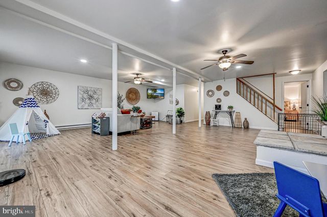 148 POCONO RD, Albrightsville, PA 18210