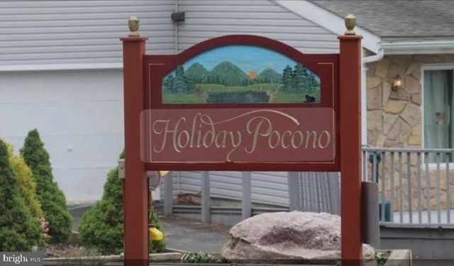 148 POCONO RD, Albrightsville, PA 18210