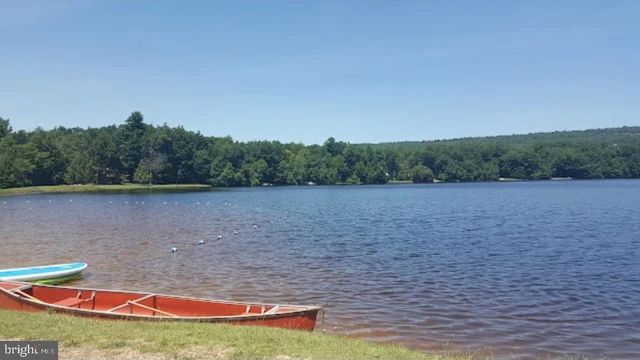 148 POCONO RD, Albrightsville, PA 18210