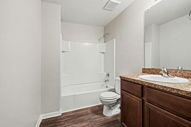6038 Coral Cove Road, Cove, TX 77523
